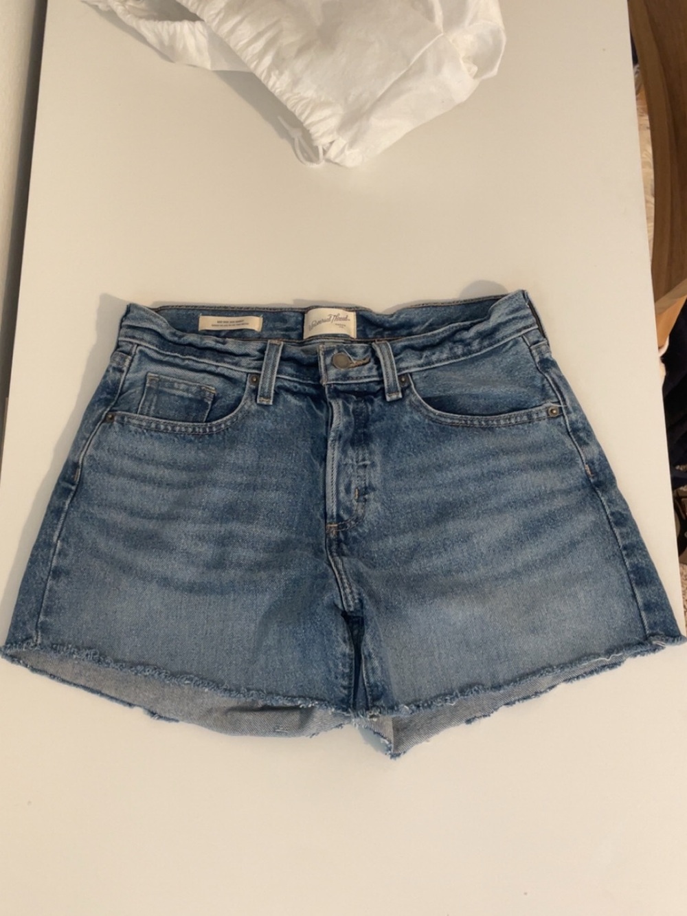 Universal Thread Medium Wash Denim Shorts